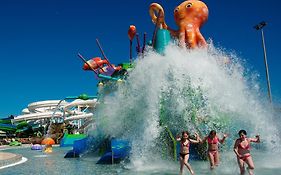 Relaxia Lanzasur Club - Aqualava Water Park Hotel Playa Blanca (lanzarote) Spain